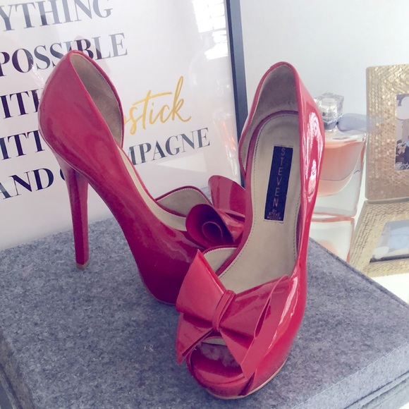 Steve Madden stilettos. - Picture 2 of 4